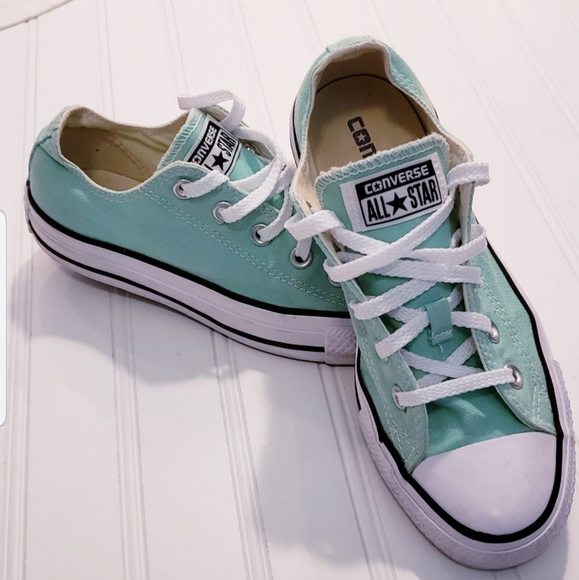 Converse Shoes - ❗Closeout sale ❗Converse Chuck All Star mint color
